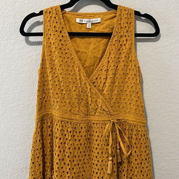 ANTHROPOLOGIE x FRYE Nuri Eyelet Dress Sleeveless Faux Wrap Mustard, Size S - Picture 3 of 11